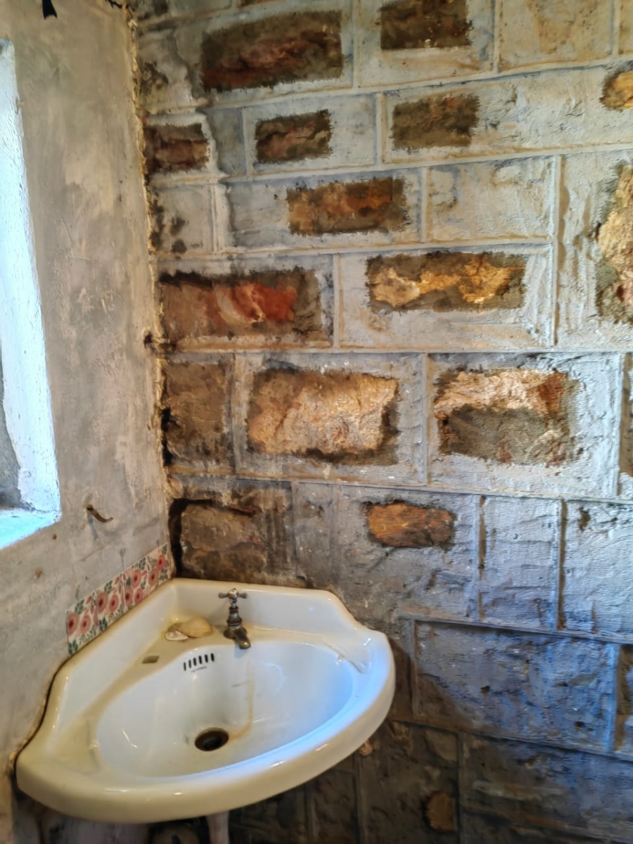 6 Bedroom Property for Sale in Joubertina Eastern Cape